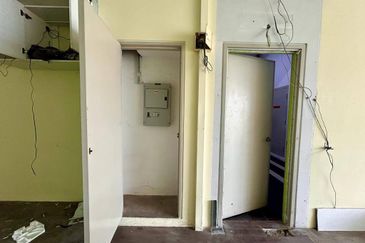 Laman Seri Business Park