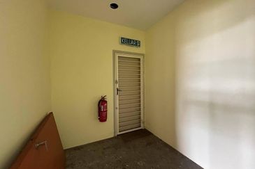 Laman Seri Business Park