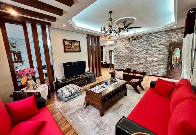 Fully Renovated End Lot Double Storey Terrace Jalan Jeriji Bukit Jelutong