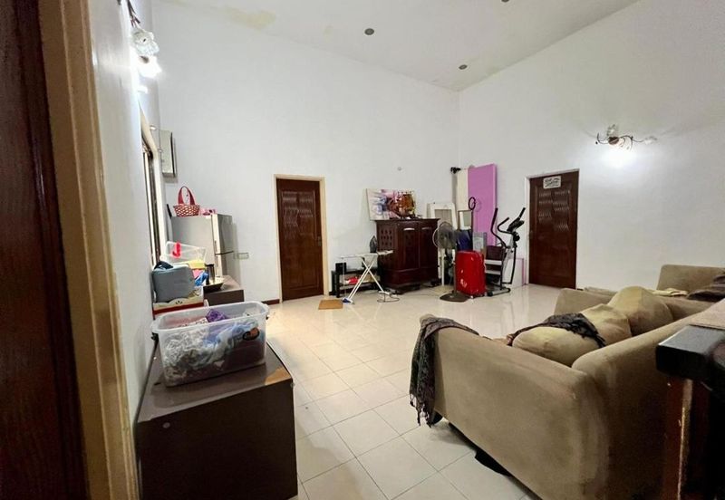 Fully Renovated End Lot Double Storey Terrace Jalan Jeriji Bukit Jelutong