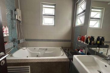  Corner Lot Double Storey Bungalow FORTE @ Jalan Titan Bukit Jelutong Shah Alam