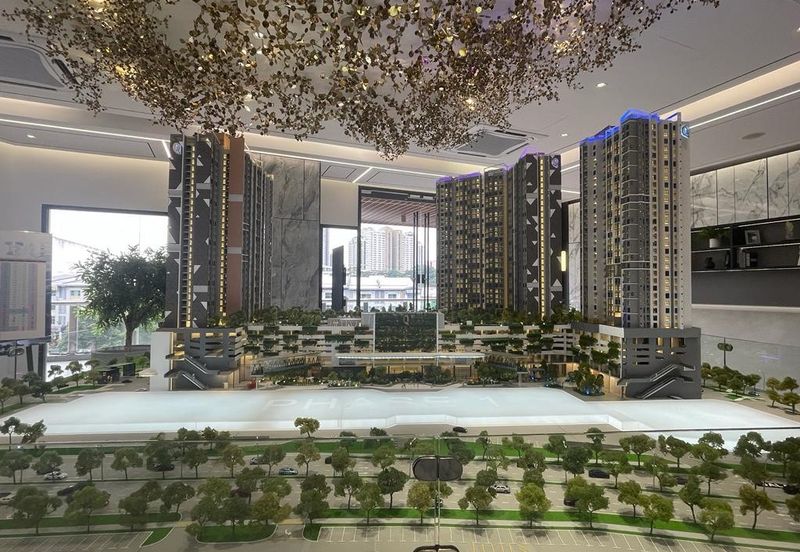 Serviced Apartment in Bandar Seri Permaisuri Quartz Queens Residenz For Sale