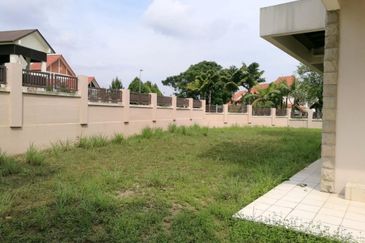 Bungalow 2 Storey Bukit Jelutong Shah Alam