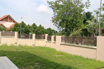 Bungalow 2 Storey Bukit Jelutong Shah Alam