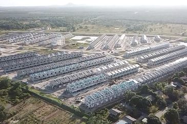 Double Storey Terrace House Yayasan Pelajaran Johor Pengerang For Sale