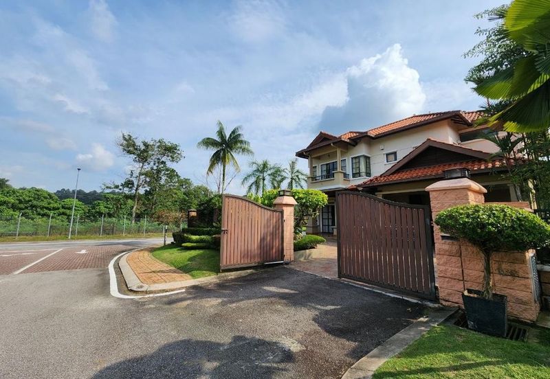 For Sale - Bungalow Double Storey Corner Jalan Bidai, Bukit Jelutong