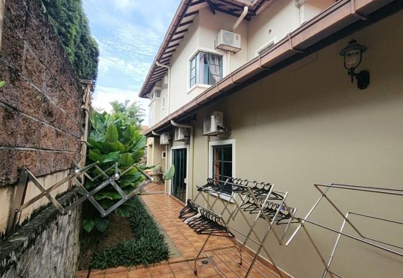 For Sale - Bungalow Double Storey Corner Jalan Bidai, Bukit Jelutong