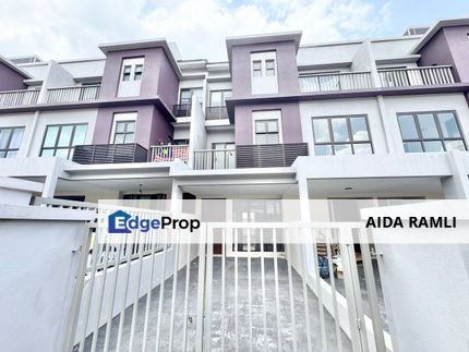 2 Storey Townhouse The Strata Bandar Puteri Bangi For Sale, Selangor, Bangi