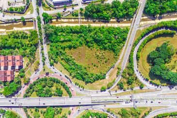 Mixed Development Land Seksyen 15 Shah Alam For Sale