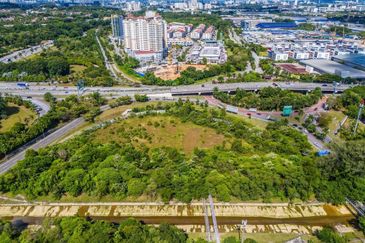 Mixed Development Land Seksyen 15 Shah Alam For Sale