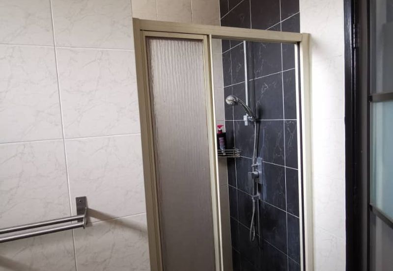 Corner Lot  Double Storey Bukit Jelutong