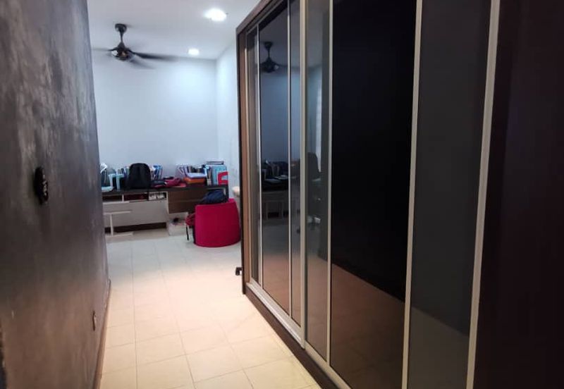 Corner Lot  Double Storey Bukit Jelutong