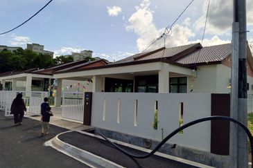 Murah Rumah Setingkat Semi D CCC ready Taman Universiti Bestari Bedong Kedah