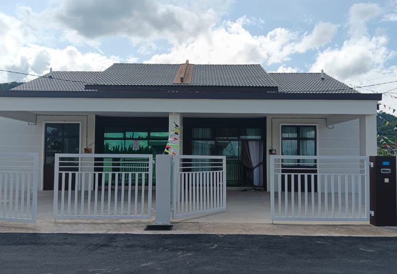 Murah Rumah Setingkat Semi D CCC ready Taman Universiti Bestari Bedong Kedah
