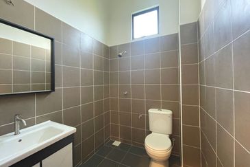 Murah Rumah Setingkat Semi D CCC ready Taman Universiti Bestari Bedong Kedah