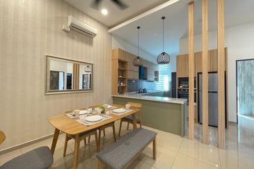 Murah Rumah Setingkat Semi D CCC ready Taman Universiti Bestari Bedong Kedah