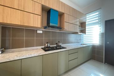 Murah Rumah Setingkat Semi D CCC ready Taman Universiti Bestari Bedong Kedah