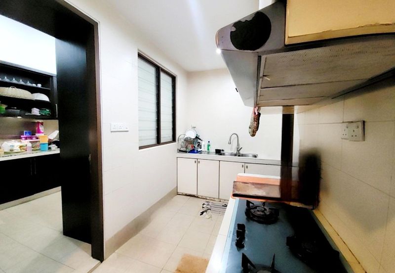 Angular Double Storey Terrace Lagenda 1 Bukit Jelutong Selangor For Sale 