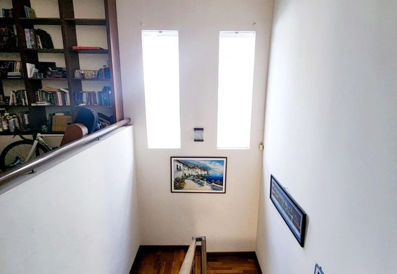 Angular Double Storey Terrace Lagenda 1 Bukit Jelutong Selangor For Sale 