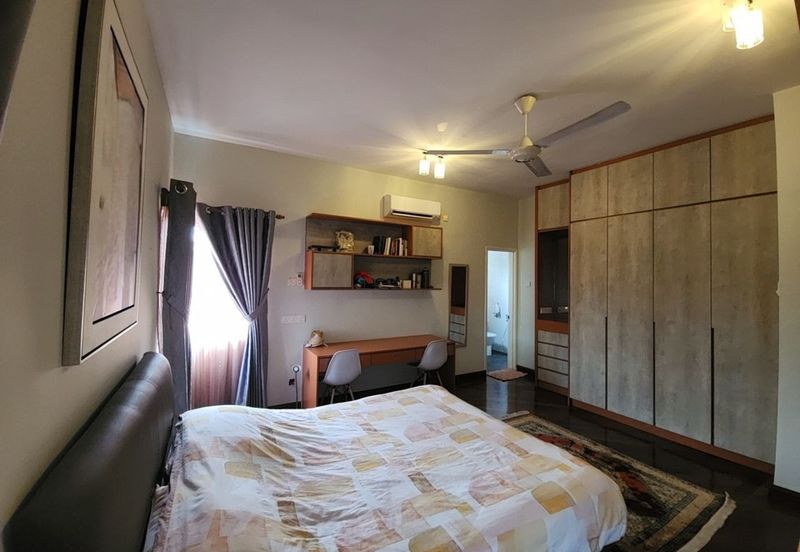 Bungalow Double Storey Corner Jalan Bidai Bukit Jelutong For Sale 