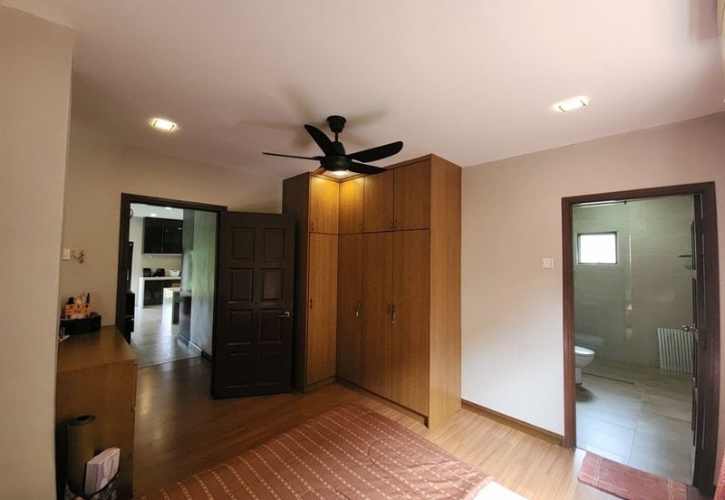 Bungalow Double Storey Corner Jalan Bidai Bukit Jelutong For Sale 