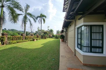 Bungalow Double Storey Corner Jalan Bidai Bukit Jelutong For Sale 