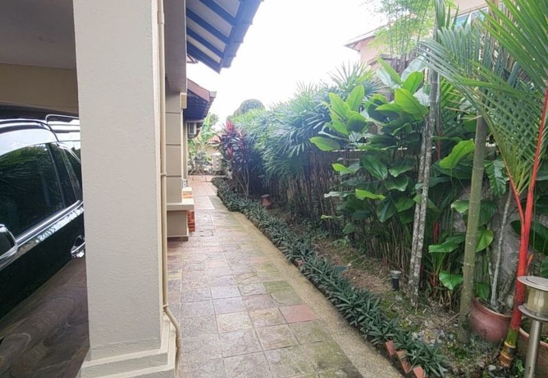 Bungalow Double Storey Corner Jalan Bidai Bukit Jelutong For Sale 