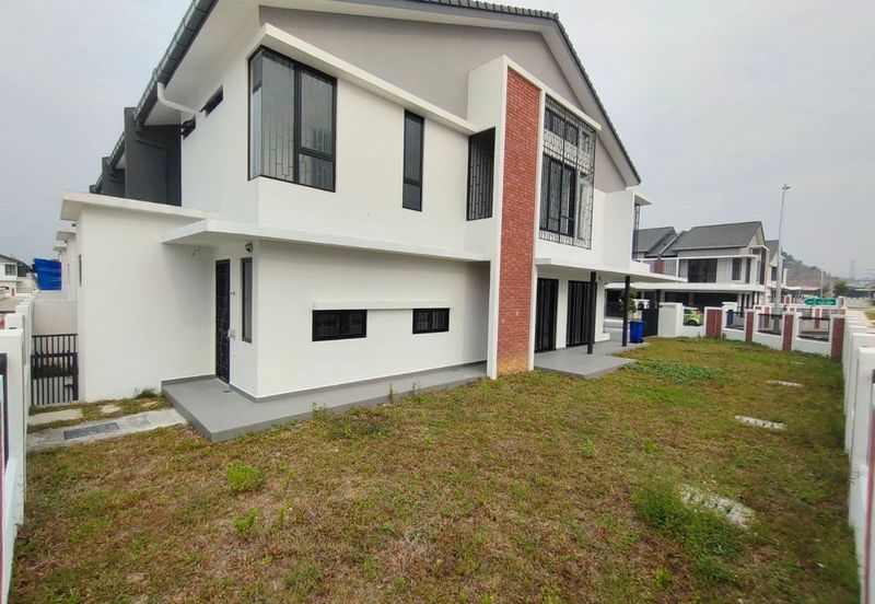 Elmina Green Three @ City of Elmina