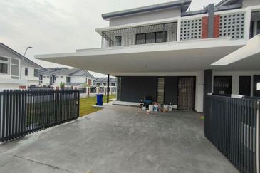 Elmina Green Three @ City of Elmina