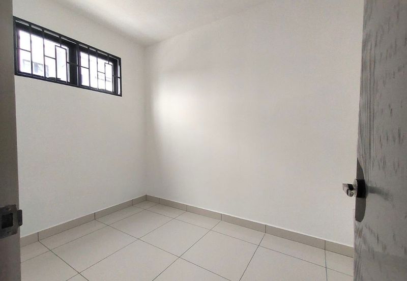 Elmina Green Three @ City of Elmina