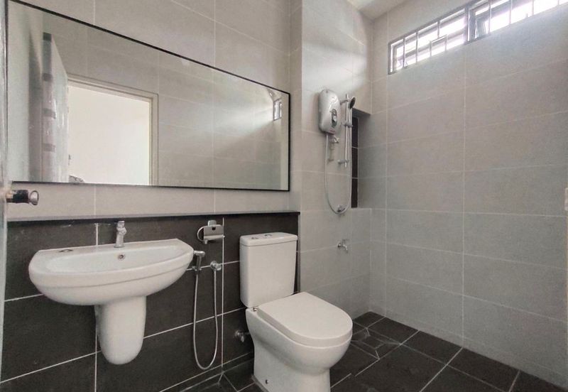 Elmina Green Three @ City of Elmina