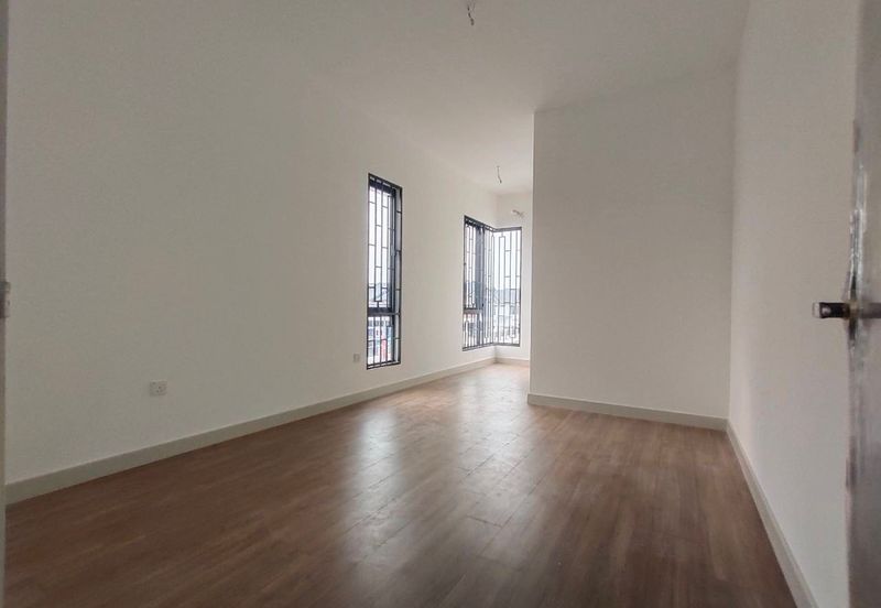 Elmina Green Three @ City of Elmina