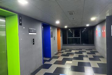 Halo Sunday @ Empire City