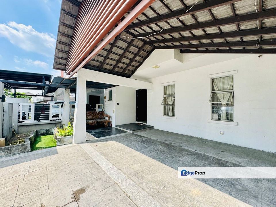 Laman Seri Shah Alam 3 Storey Semi Detached House For Sale, Selangor, Shah Alam