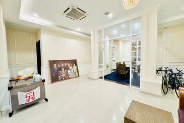 Jalan Kubah Bukit Jelutong Selangor Corner Lot Bungalow For Sale