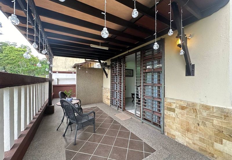 Bukit Jelutong Selangor Double Storey Courtyard For Sale