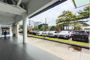 Laman Seri Business Park