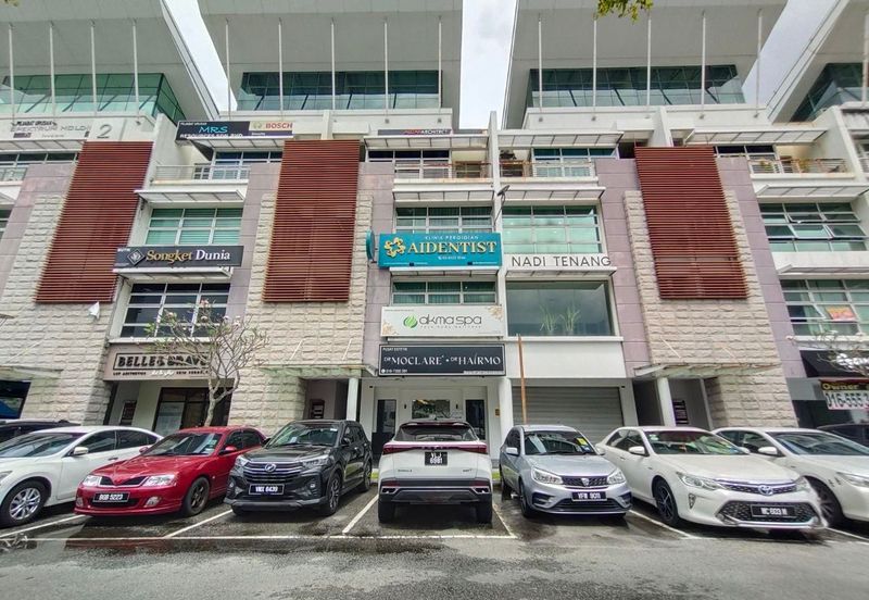 Laman Seri Business Park