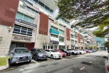 Laman Seri Business Park