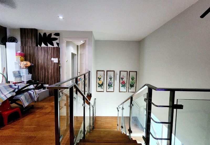 USJ Height Subang Jaya 2.5 Storey Zero Lot Bungalow For Sale