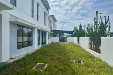 Summer Breeze @ Setia EcoHill 2