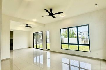 Summer Breeze @ Setia EcoHill 2