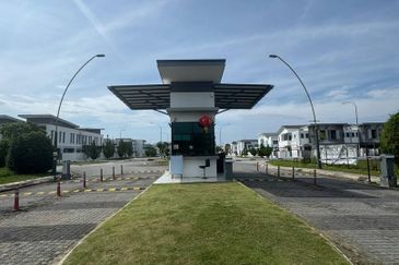 Summer Breeze @ Setia EcoHill 2