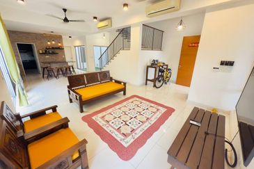 Parkfield Residences, Tropicana Heights