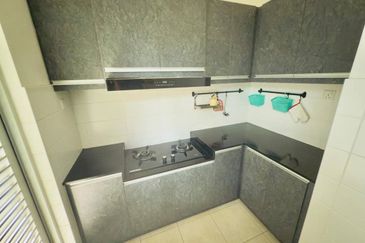 Parkfield Residences, Tropicana Heights