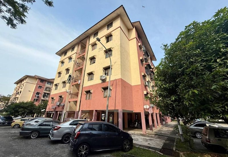Flat PKNS, Seksyen 7