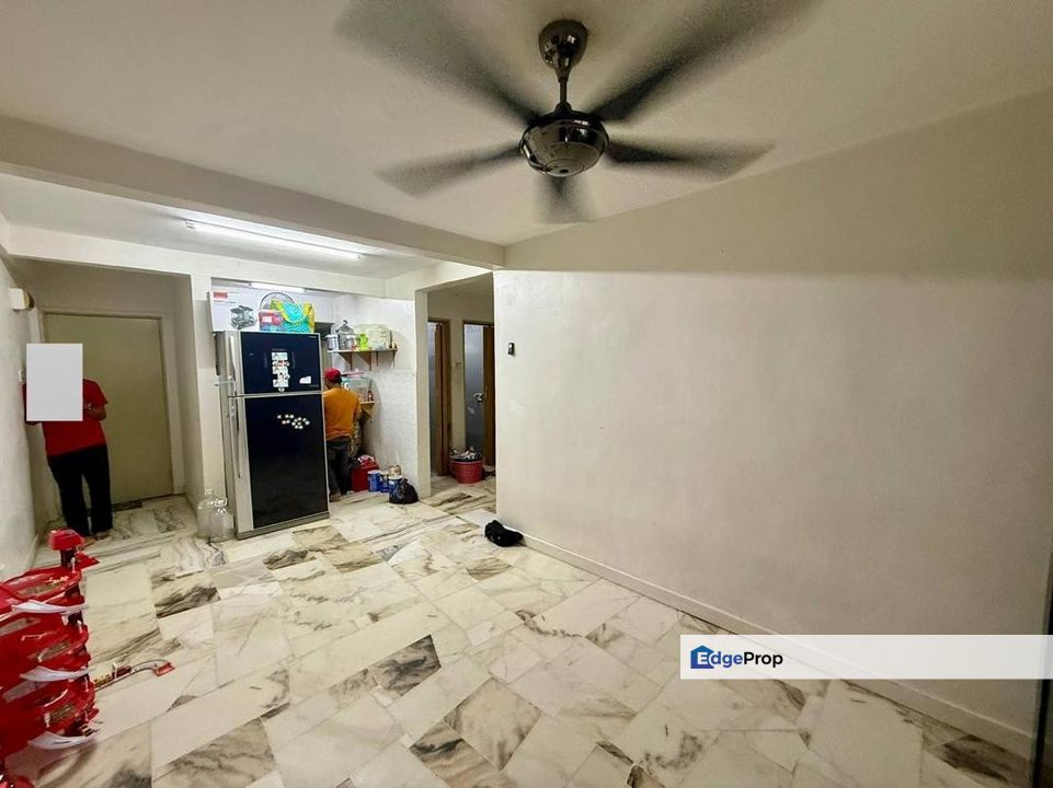 Flat PKNS Seksyen 7 Shah Alam Corner Lot For Sale, Selangor, Shah Alam