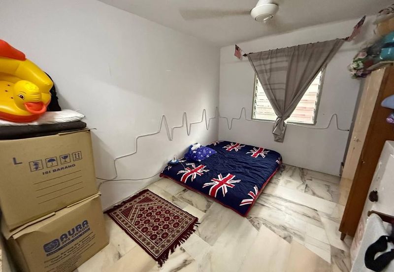 Flat PKNS, Seksyen 7