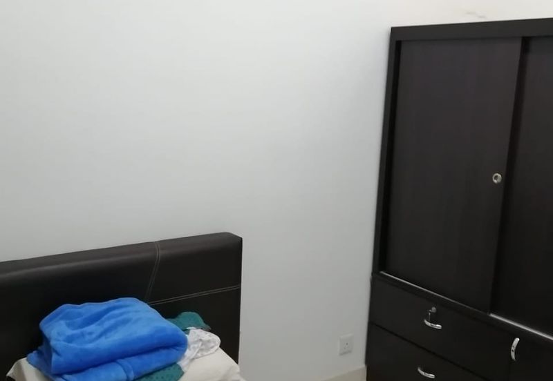 Dedaun Hijau (Greenfield Regency)