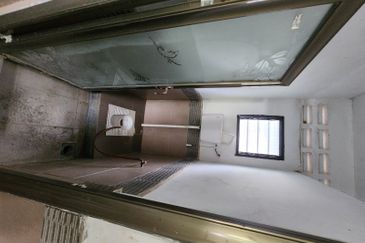 KAWASAN PERINDUSTRIAN TANJUNG LANGSAT